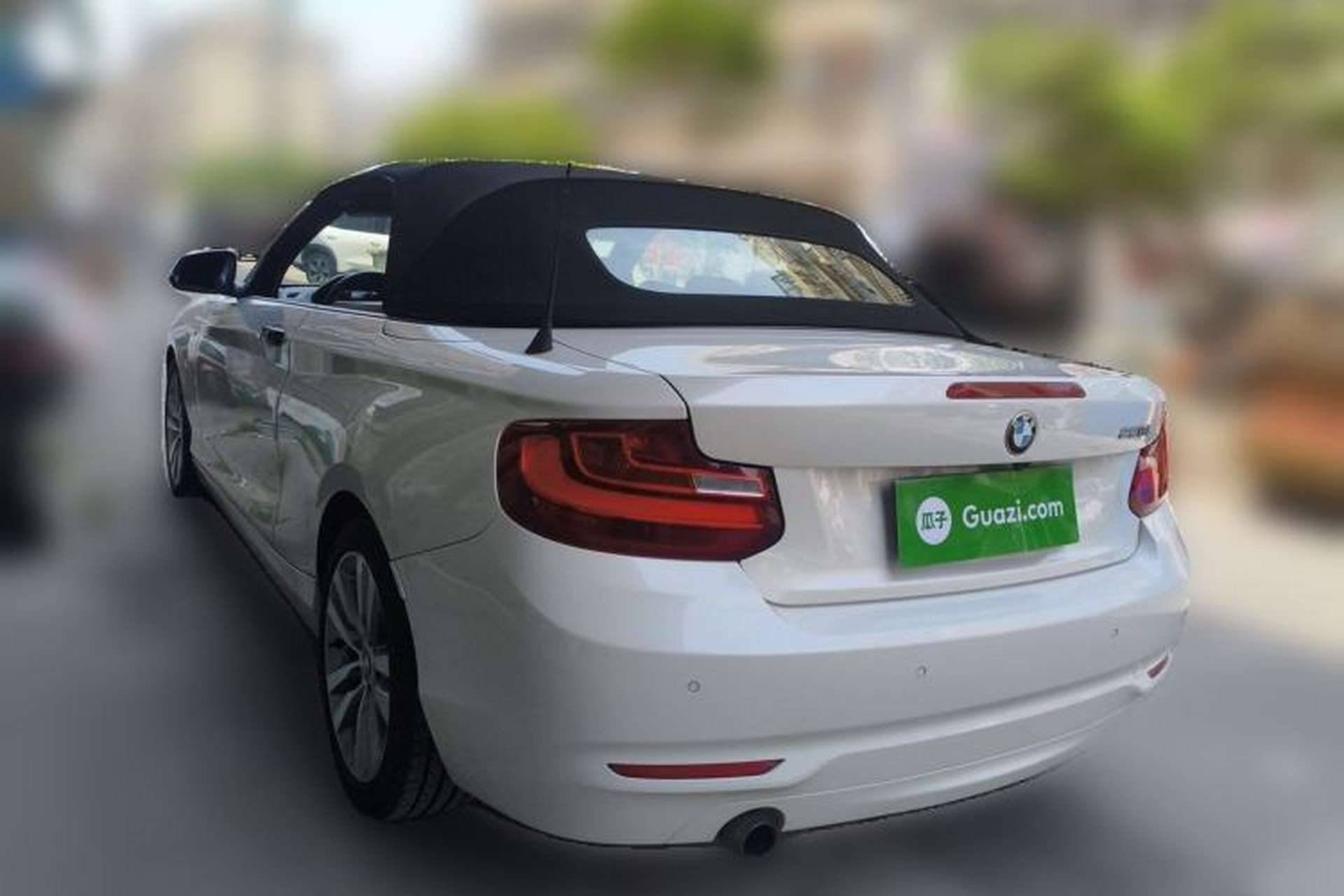 Used BMW 2 Series 2015 220i Convertible Coupe Leading Model Rear Left 45 Deg