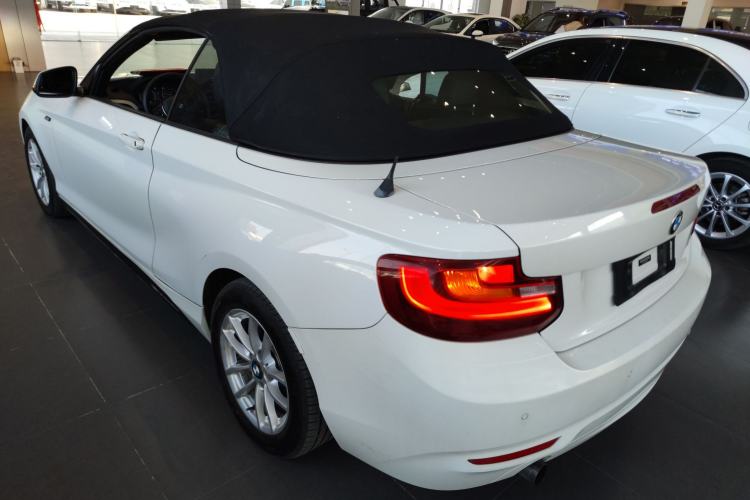 Used BMW 2 Series 2015 218i Convertible Coupe Rear Left 45 Deg