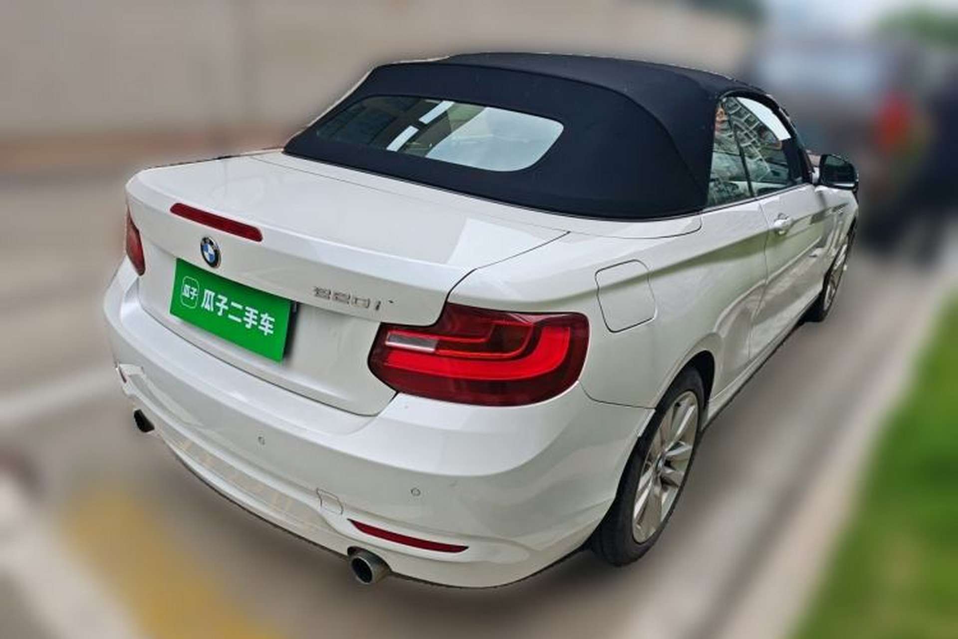 Used BMW 2 Series 2015 220i Convertible Coupe Leading Model Rear Right 45 Deg