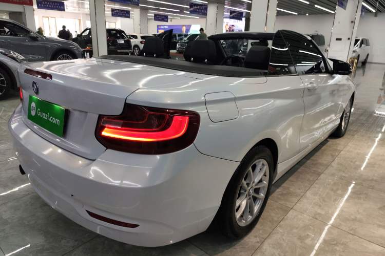 Used BMW 2 Series 2015 218i Convertible Coupe Rear Right 45 Deg