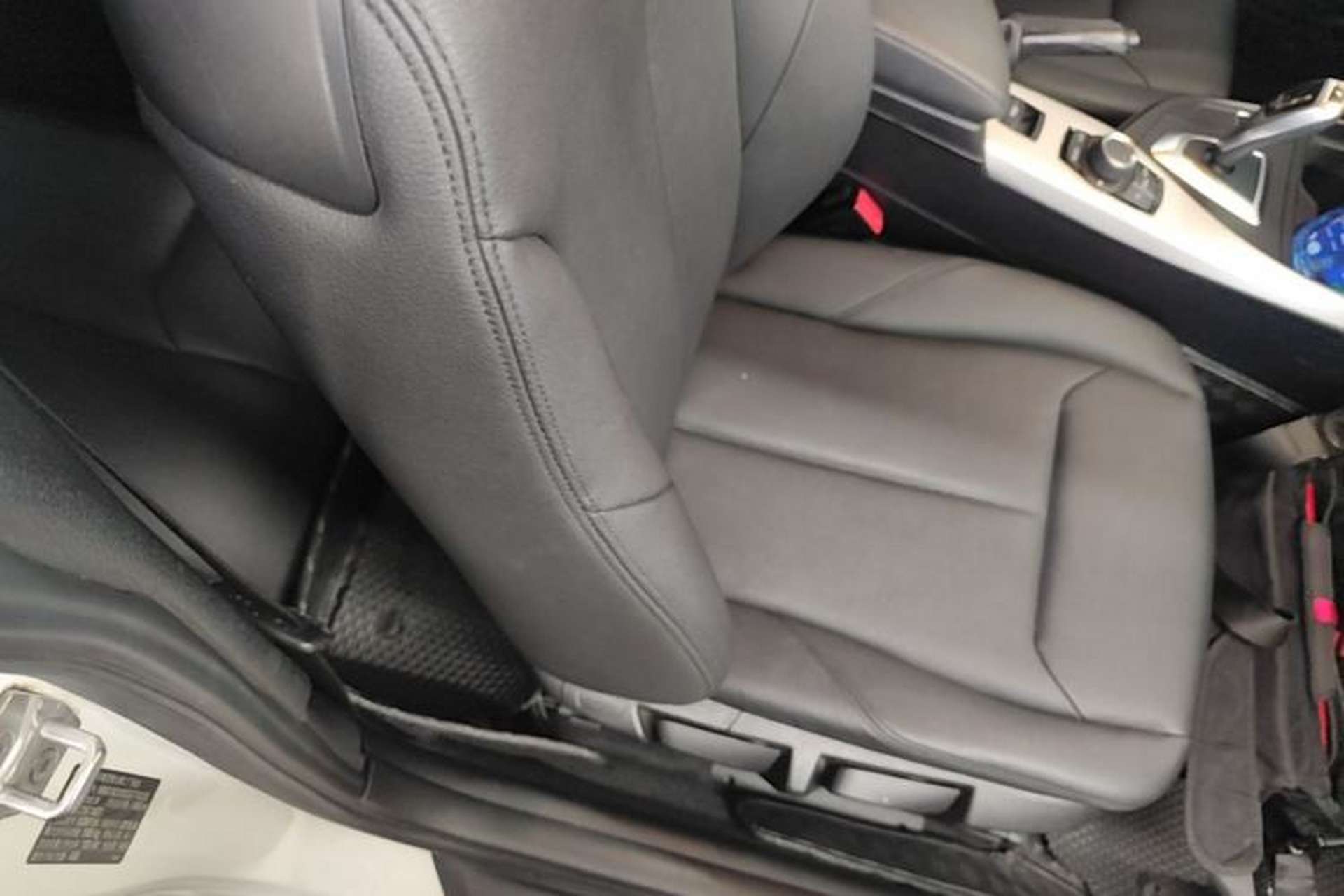 Used BMW 2 Series 2015 218i Convertible Coupe Right Front Seat