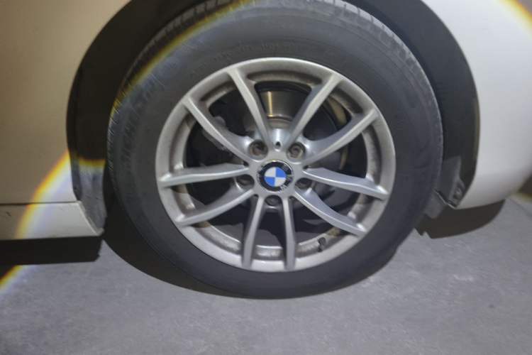 Used BMW 2 Series 2015 218i Right Front Wheel Hub