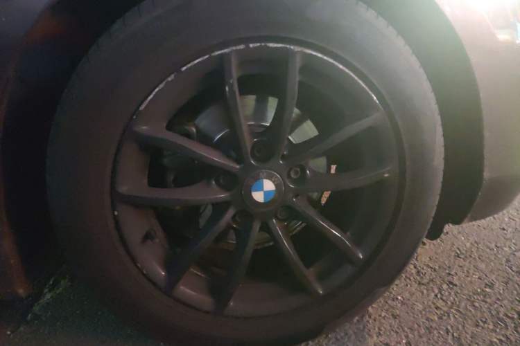Used BMW 2 Series 2015 218i Convertible Coupe Right Front Wheel Hub
