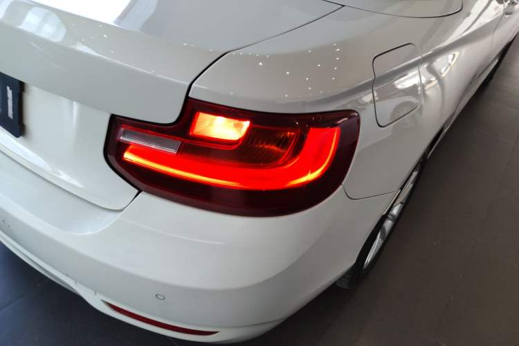 Used BMW 2 Series 2015 218i Convertible Coupe Right Rear Taillight