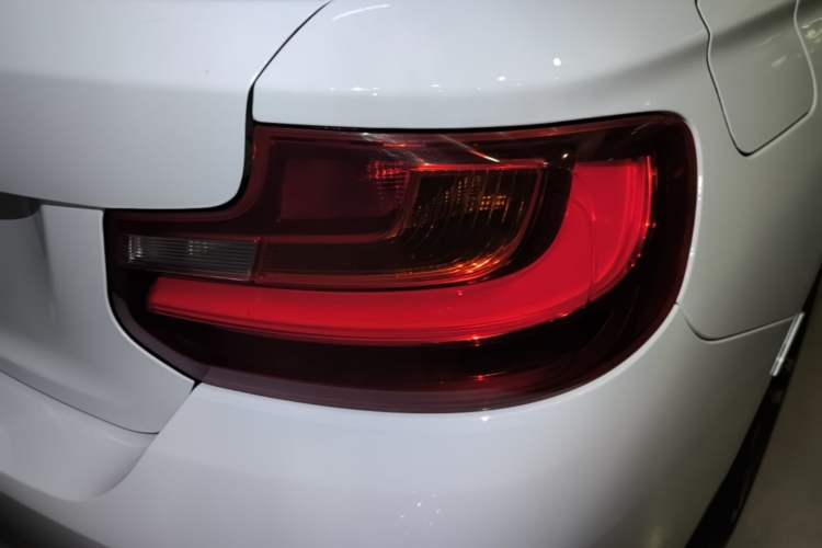 Used BMW 2 Series 2015 220i Convertible Coupe M Sport Edition Right Rear Taillight