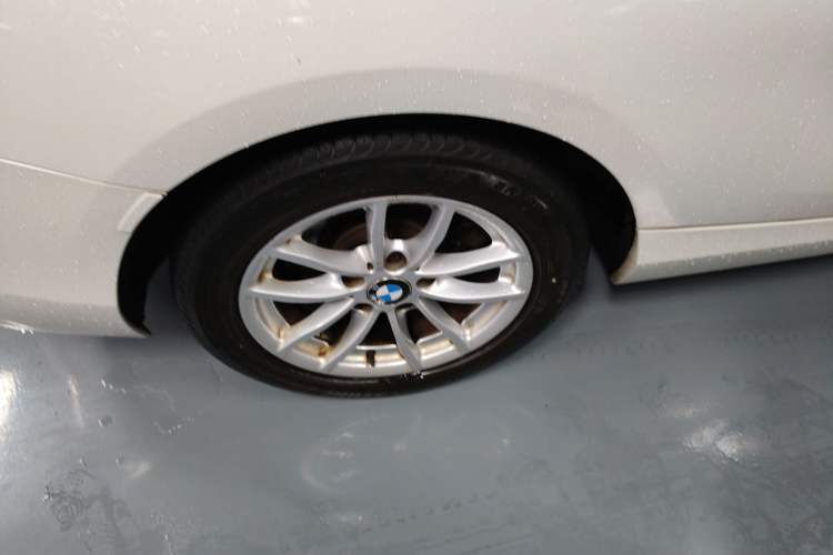 Used BMW 2 Series 2015 218i Right Rear Wheel Hub