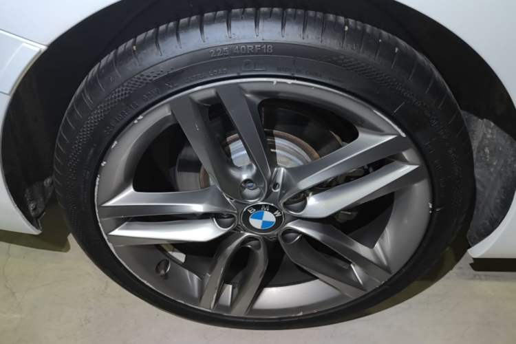 Used BMW 2 Series 2015 220i Convertible Coupe M Sport Edition Right Rear Wheel Hub