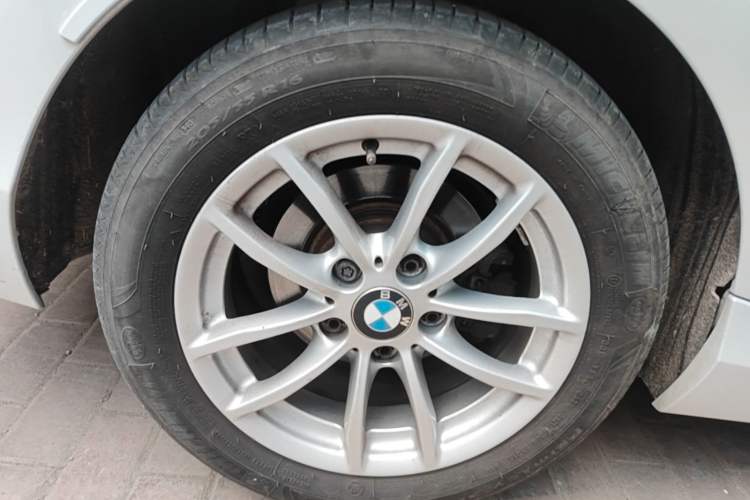 Used BMW 2 Series 2015 218i Right Rear Wheel Hub