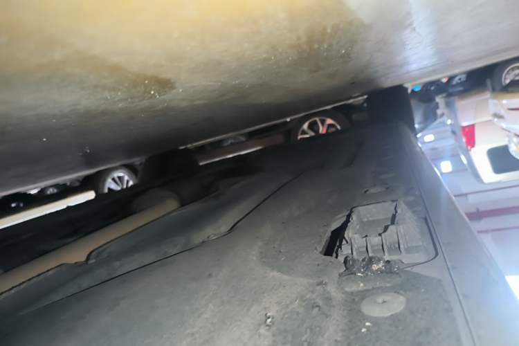 Used BMW 2 Series 2015 218i Convertible Coupe Right Side Sill