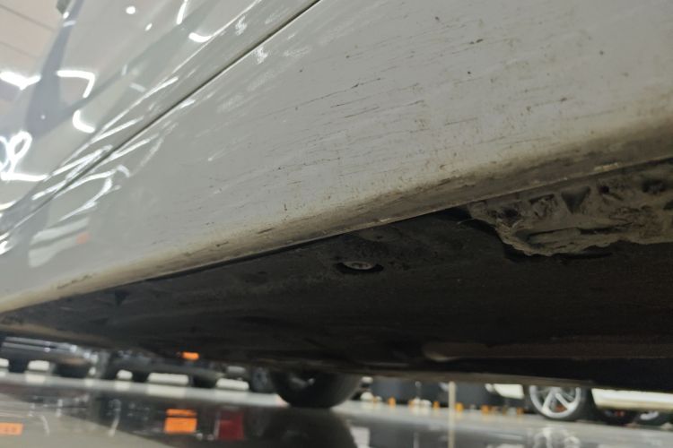 Used BMW 2 Series 2015 218i Convertible Coupe Right Side Sill