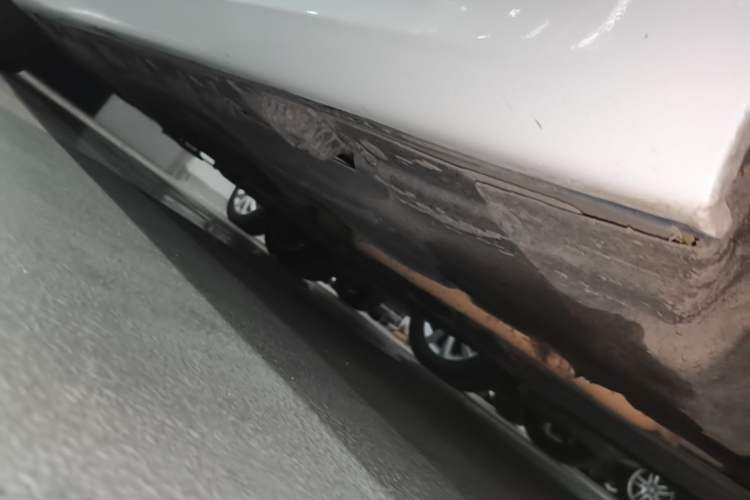 Used BMW 2 Series 2015 220i Convertible Coupe M Sport Edition Right Side Sill