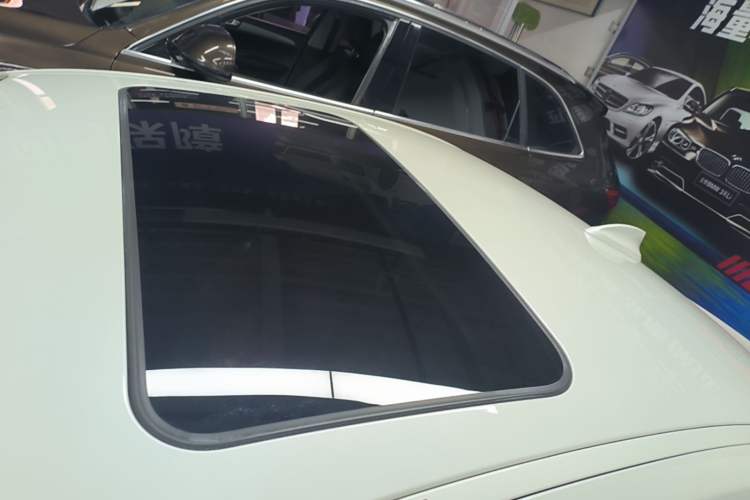 Used BMW 2 Series 2015 218i Roof