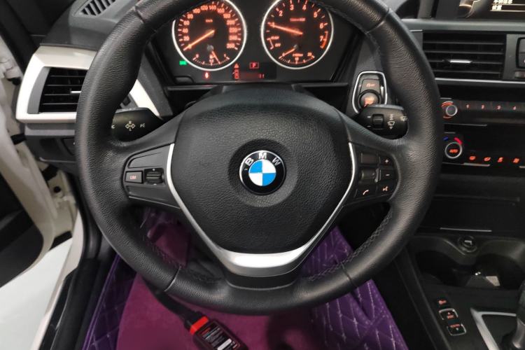 Used BMW 2 Series 2015 218i Convertible Coupe Steering Wheel