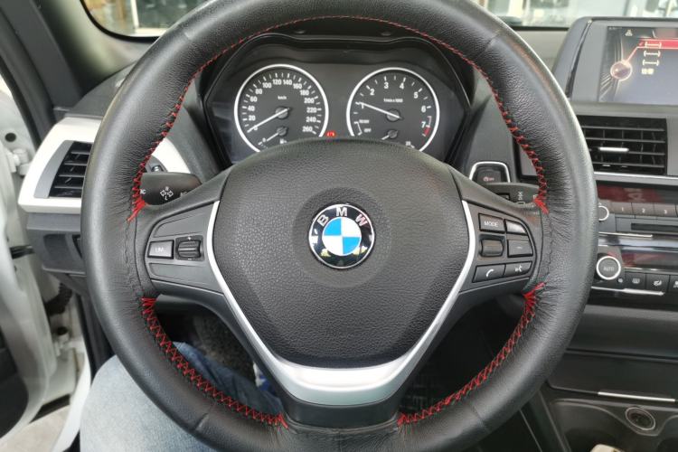 Used BMW 2 Series 2015 218i Convertible Coupe Steering Wheel