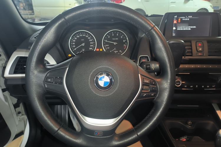 Used BMW 2 Series 2015 218i Convertible Coupe Steering Wheel