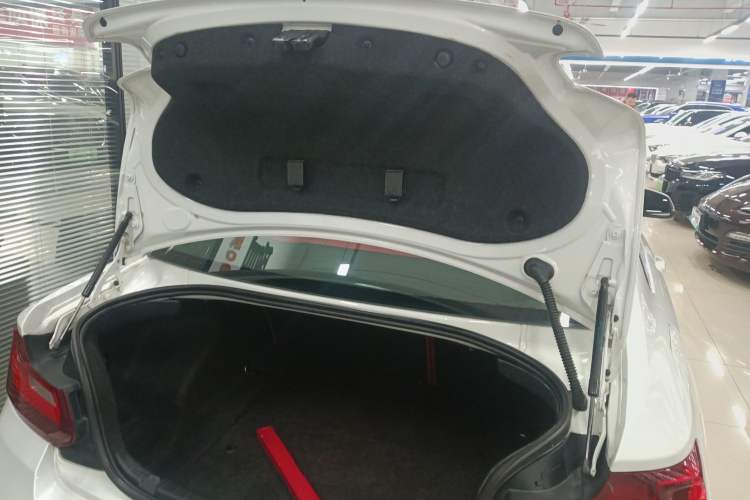 Used BMW 2 Series 2015 218i Trunk