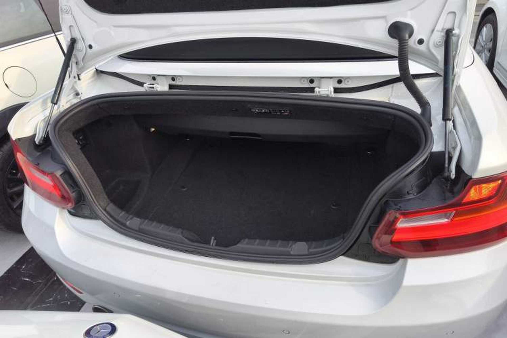Used BMW 2 Series 2015 218i Convertible Coupe Trunk