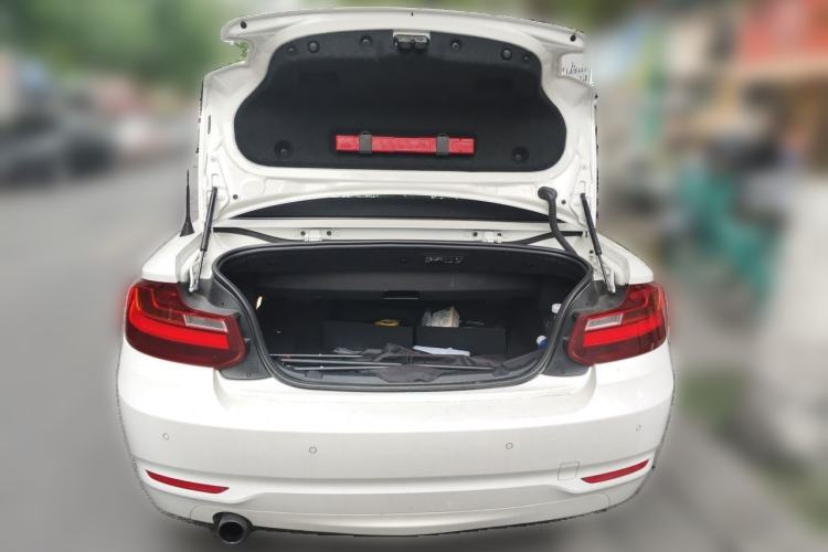 Used BMW 2 Series 2015 218i Convertible Coupe Trunk