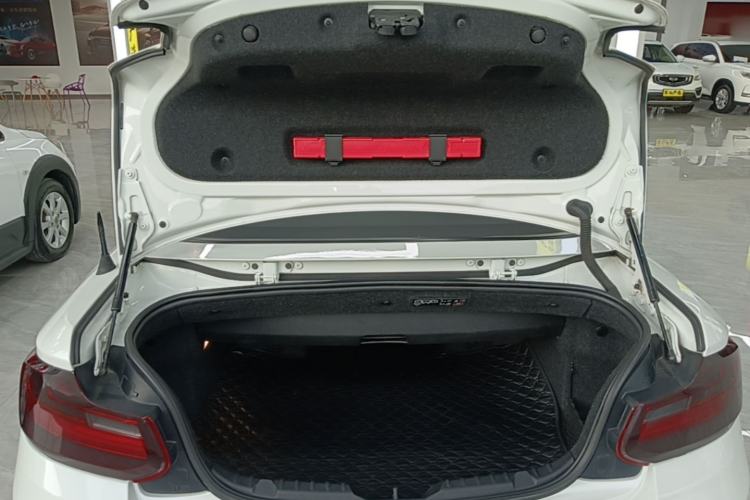 Used BMW 2 Series 2015 218i Convertible Coupe Trunk