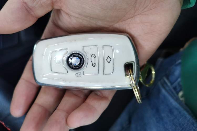 Used BMW 2 Series 2015 218i Convertible Coupe Vehicle Key