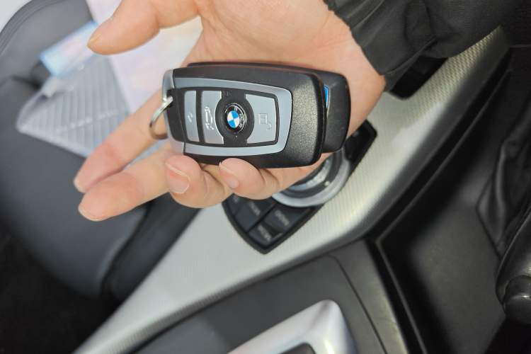 Used BMW 2 Series 2015 220i Convertible Coupe M Sport Edition Vehicle Key