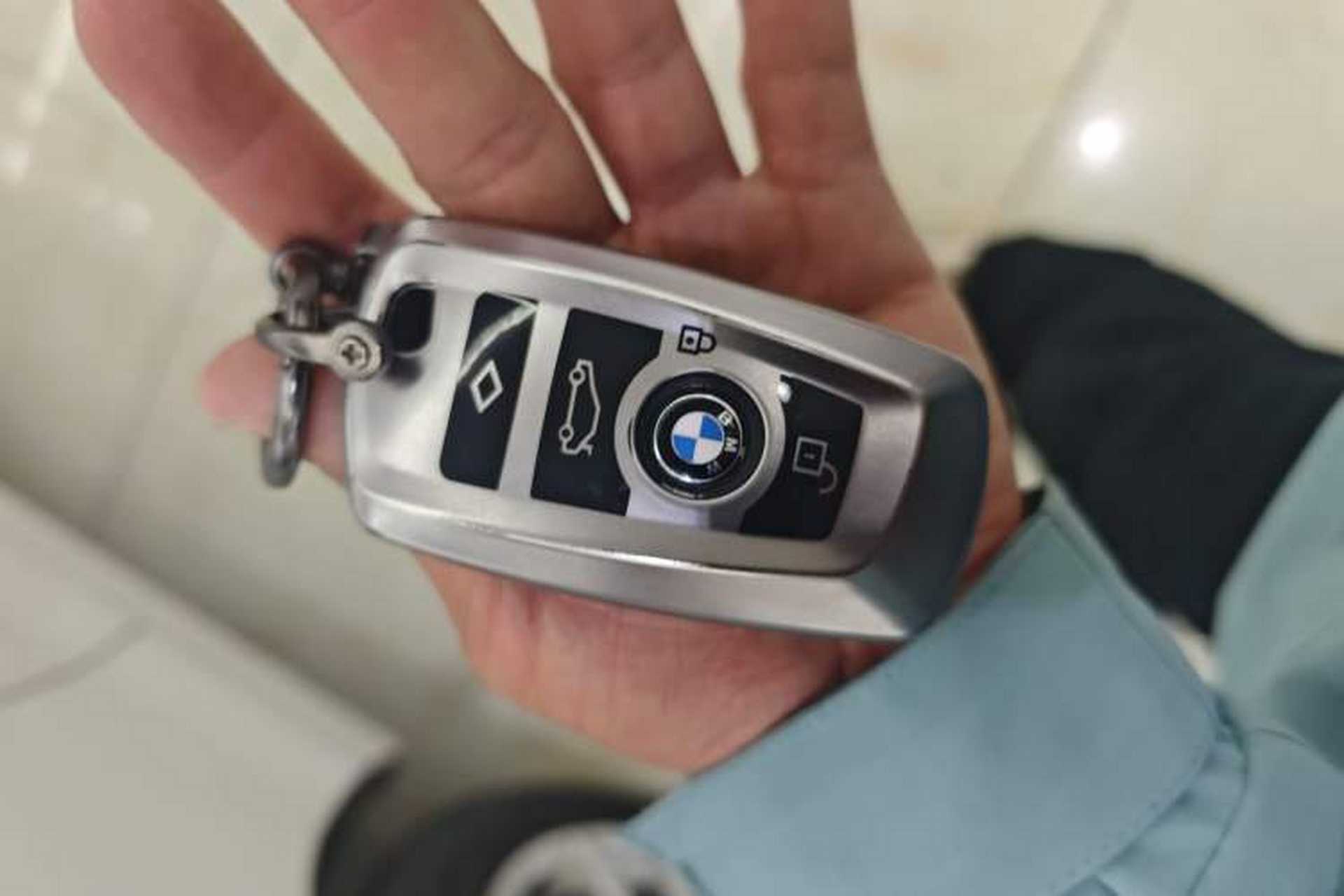 Used BMW 2 Series 2015 218i Convertible Coupe Vehicle Key