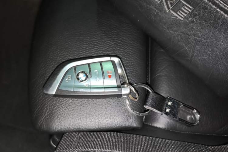 Used BMW 2 Series 2015 220i Convertible Coupe M Sport Edition Vehicle Key