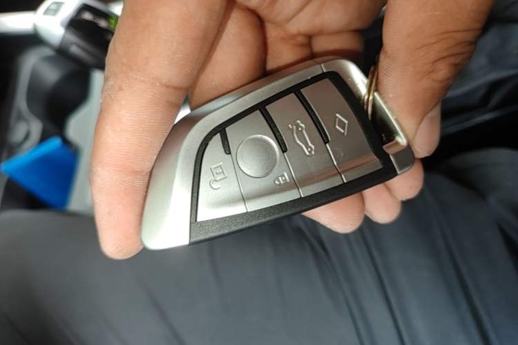 Used BMW 2 Series 2015 218i Vehicle Key