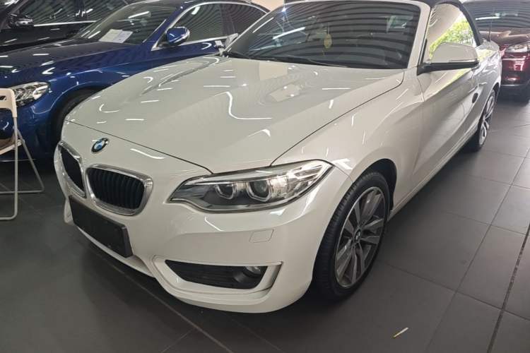 Gebrauchter BMW 2 Series 2015 220i Convertible Coupe Leading Model Guazi used car, China used car export, Used car for sale, Used  cars, Cheapest cars for sale