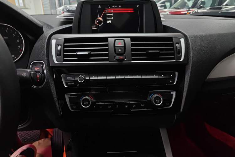Used BMW 2 Series 2015 218i Convertible Coupe Audio And AC Panel