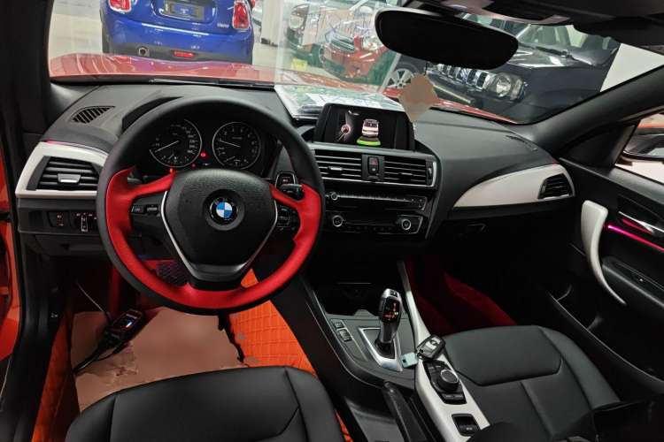 Used BMW 2 Series 2015 218i Convertible Coupe Center Console