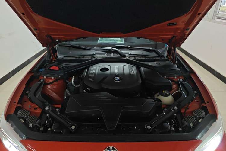 Used BMW 2 Series 2015 218i Convertible Coupe Engine Bay