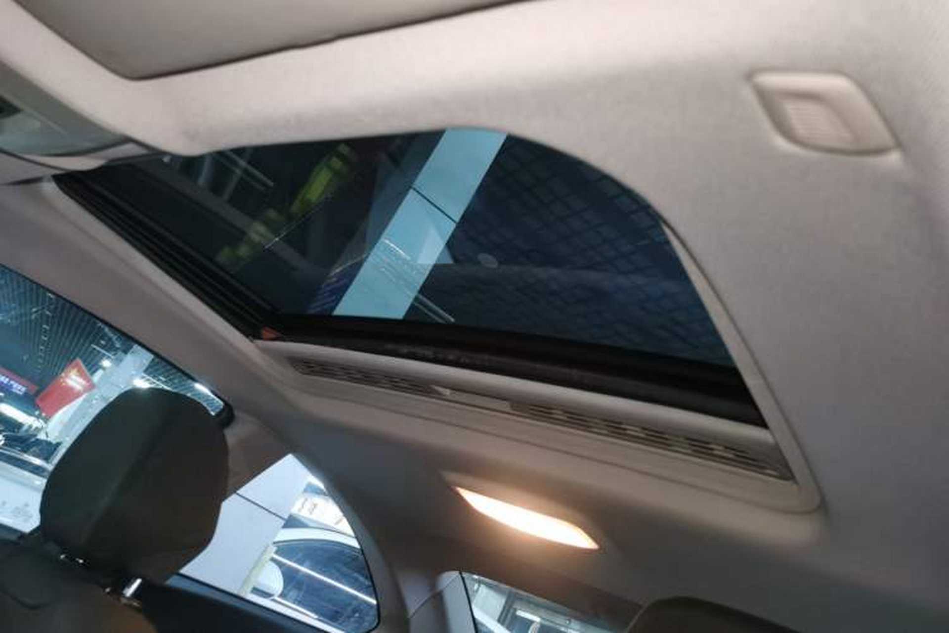 Used BMW 2 Series 2015 218i Headliner