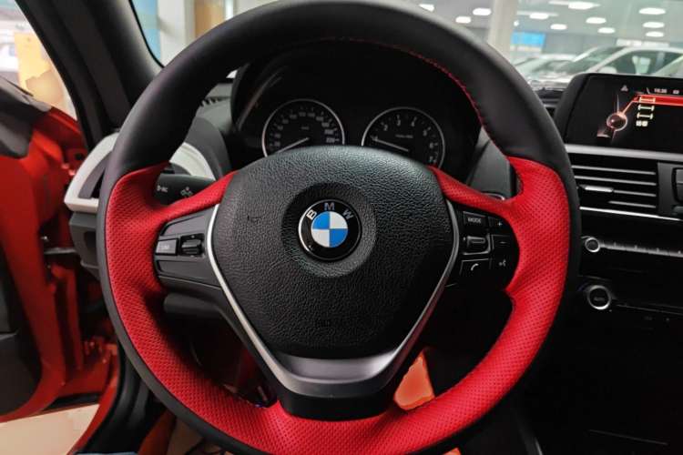 Used BMW 2 Series 2015 218i Convertible Coupe Steering Wheel