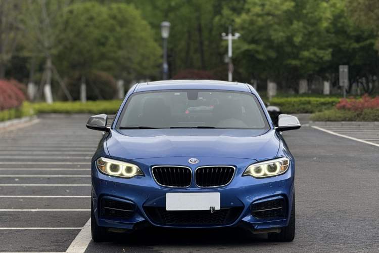 Used BMW 2 Series 2017 M240i Exterior 2