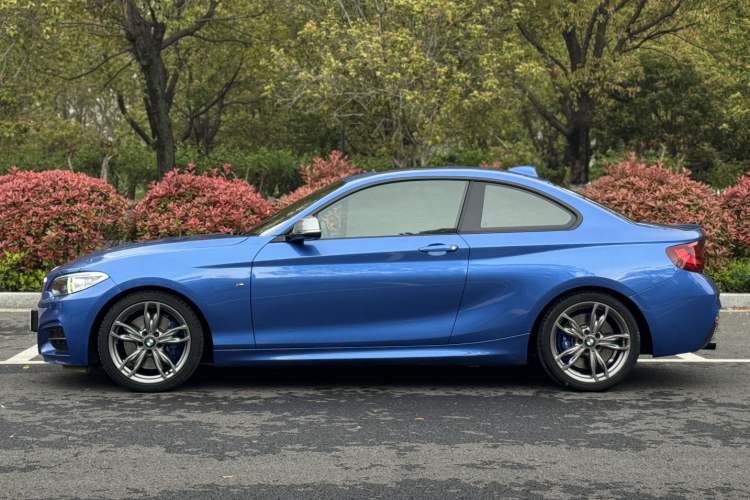 Used BMW 2 Series 2017 M240i Exterior 3