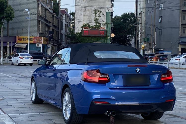 Used BMW 2 Series 2017 220i Convertible Coupe M Sport Edition Exterior 5