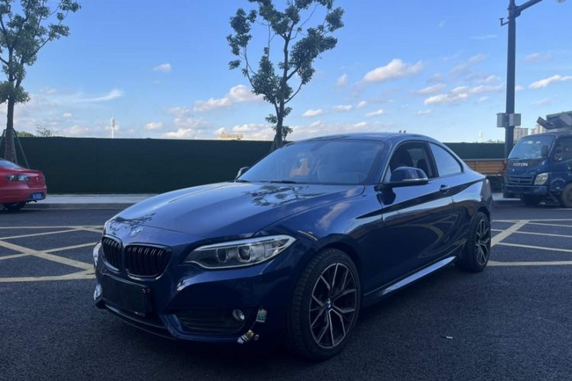 Used BMW 2 Series 2017 220i Leading Model Front Left 45 Deg
