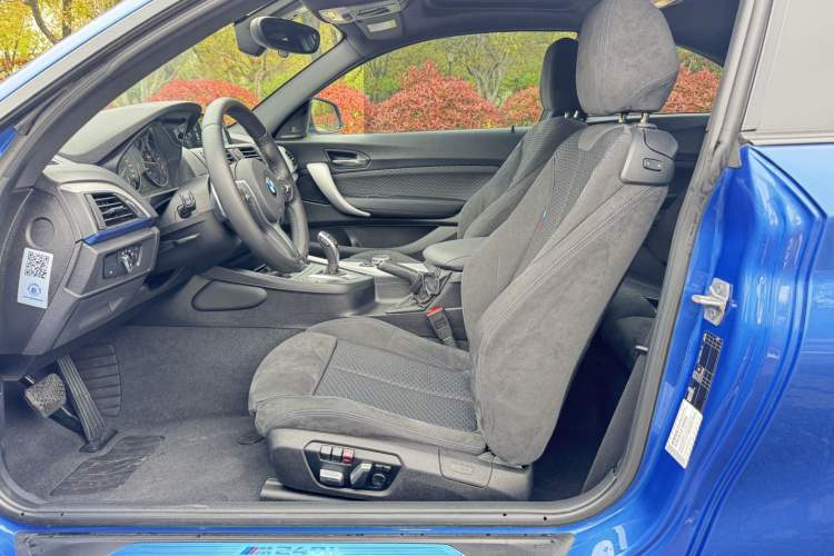Used BMW 2 Series 2017 M240i Interior 2