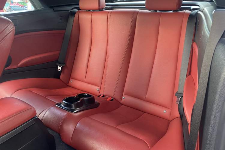 Used BMW 2 Series 2017 220i Convertible Coupe M Sport Edition Interior 3