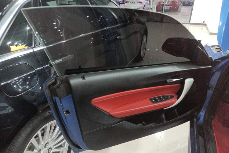 Used BMW 2 Series 2017 220i Convertible Coupe M Sport Edition Interior 7