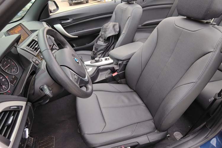 Used BMW 2 Series 2017 220i Convertible Coupe Leading Model Left Front Seat