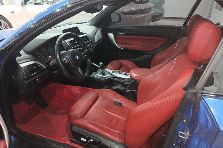 Used BMW 2 Series 2017 220i Convertible Coupe M Sport Edition Left Front Seat