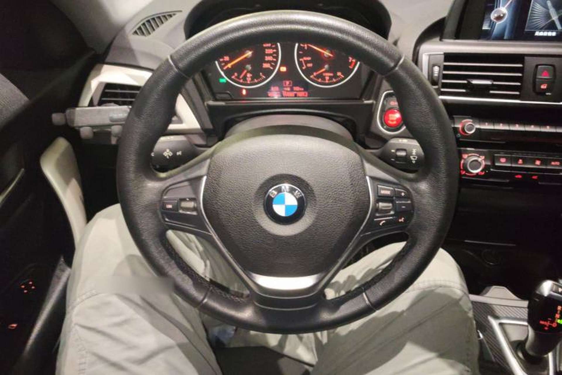Used BMW 2 Series 2017 220i Leading Model Steering Wheel