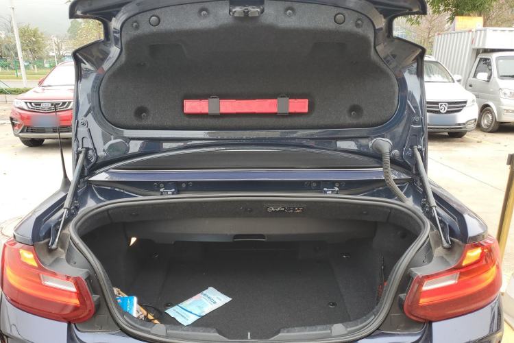 Used BMW 2 Series 2017 220i Convertible Coupe Leading Model Trunk