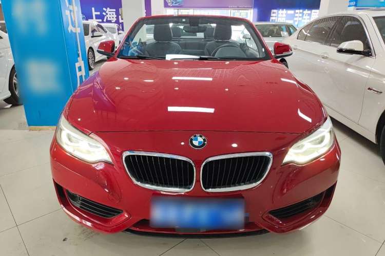 Used BMW 2 Series 2017 220i Convertible Coupe Leading Model Exterior 1