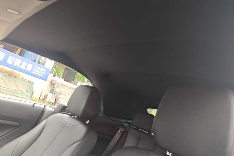 Used BMW 2 Series 2017 220i Convertible Coupe Leading Model Headliner