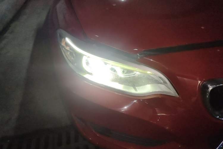 Used BMW 2 Series 2017 220i Convertible Coupe Leading Model Right Front Headlight