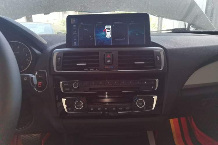 Used BMW 2 Series 2017 220i Convertible Coupe Leading Model Audio And AC Panel