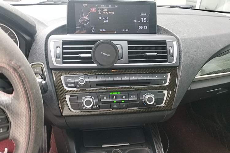 Used BMW 2 Series 2017 220i Leading Model Audio And AC Panel